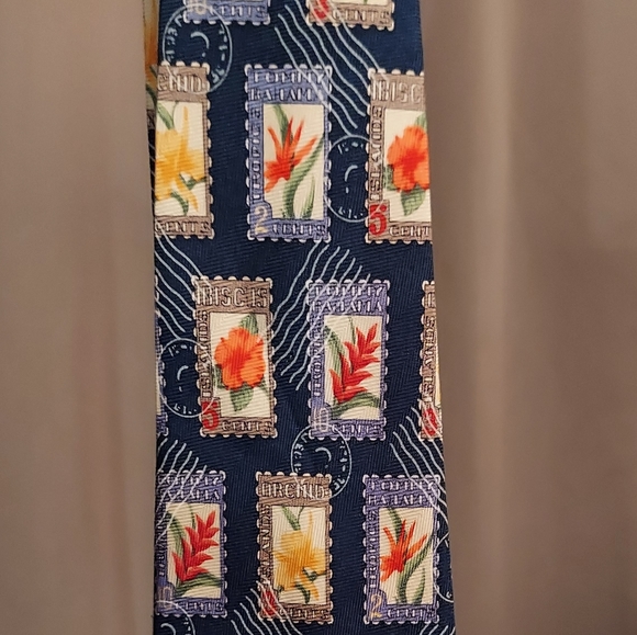 Tommy Bahama handmade silk tie - floral postage stamps - Picture 4 of 8
